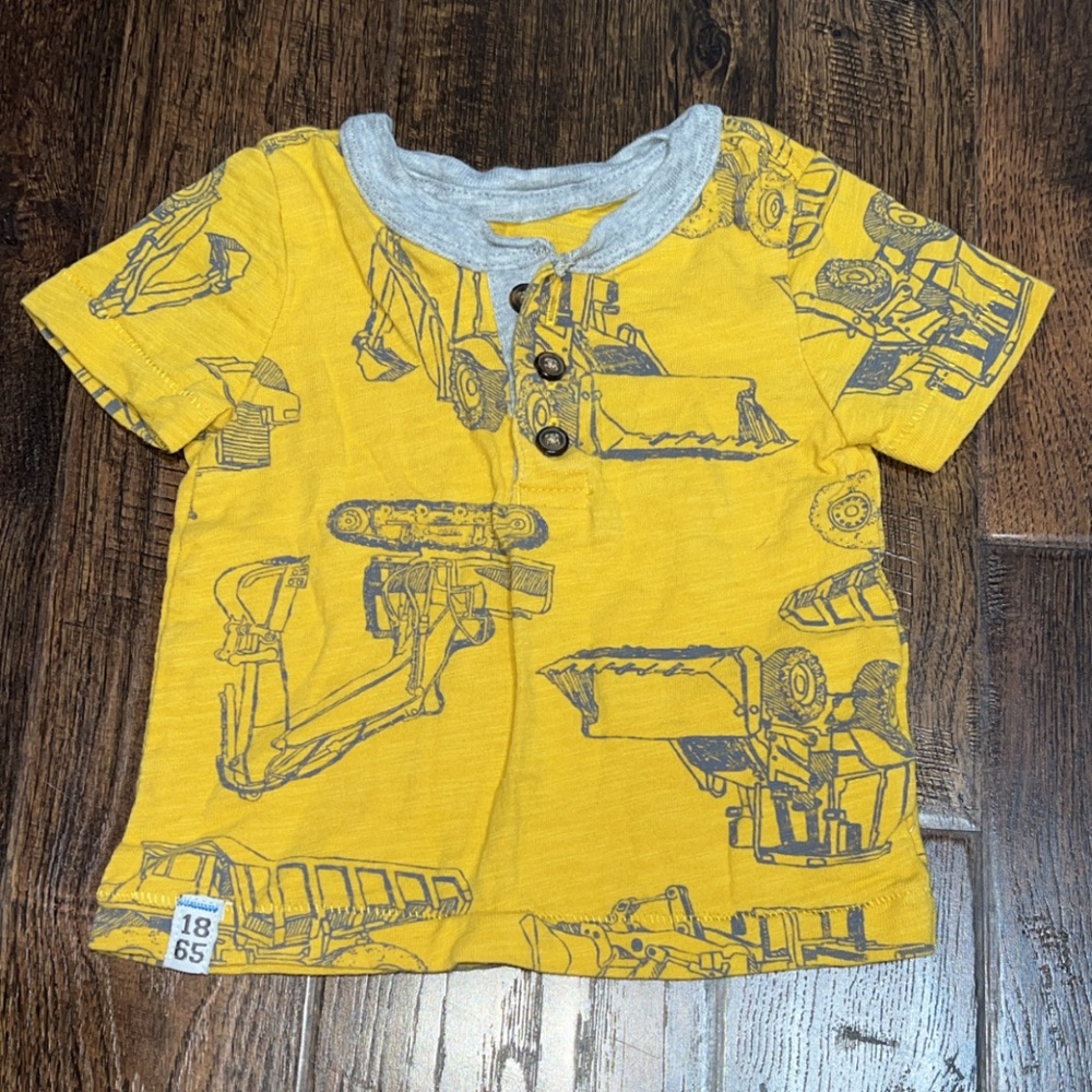 Carter’s construction top